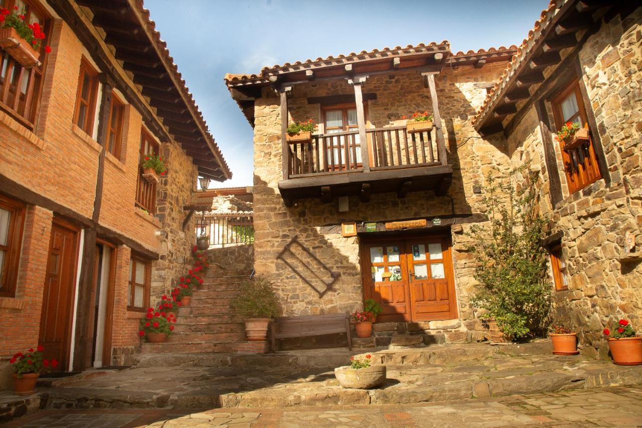 Apartamentos El Patio Lerones Bagian luar foto